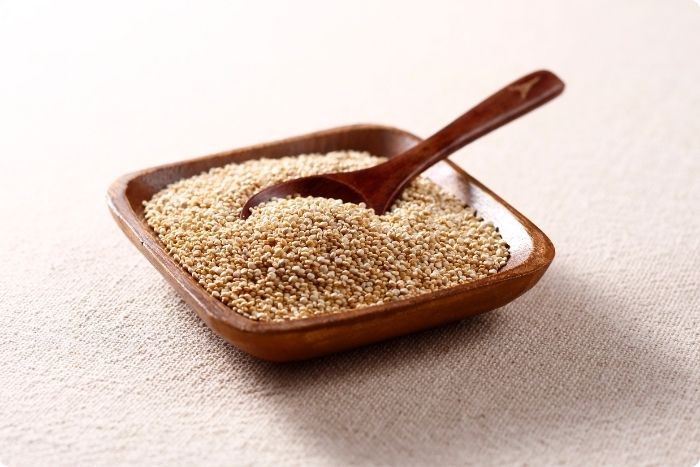 pufovana-quinoa-surovina-mamechut